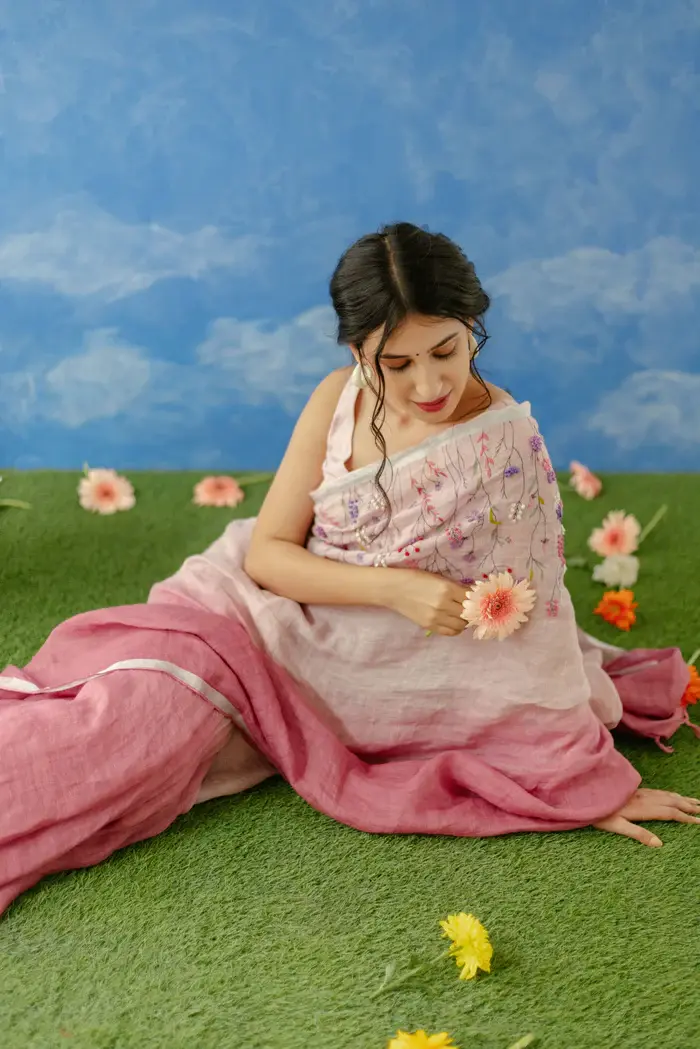 Gulkand Linen Sari